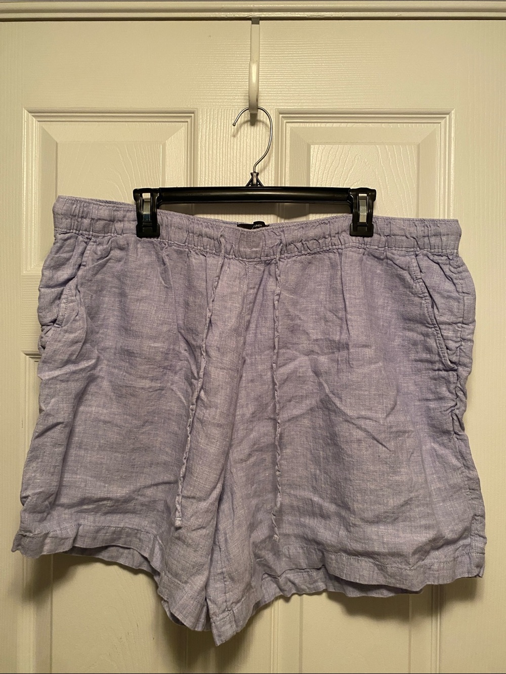 Tahari 100% Linen Drawstring Shorts…size 2X